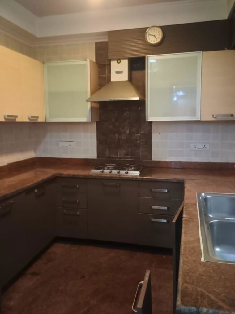 Kitchen, kailash colony 4 Bedroom 2500 Sq.Ft. Builder Floor In Kailash Colony Delhi 10618649