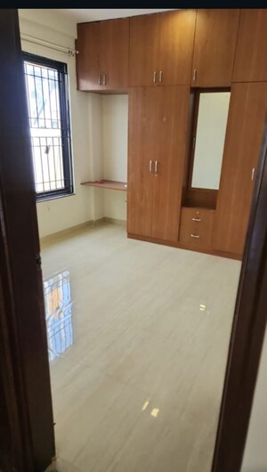 Room in 3 BHK Apartment at Koramangala 8th Block – for Rent