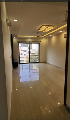Room in 3 BHK Apartment at Koramangala 8th Block – for Rent