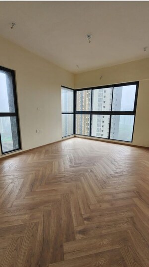 Room in 4 BHK Apartment at Raymond The Address, Pokhran Road No Two – for Sale