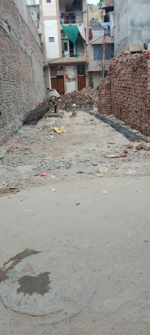  Plot For Sale in Vijay Enclave
