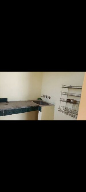 Furnished Amenities in 1 RK Builder Floor at Green Fields Colony – for Rent