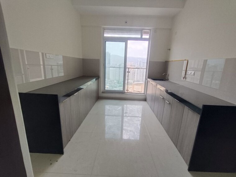 Kitchen, raj-tattva 4 Bedroom 2200 Sq.Ft. Apartment In Kapur Bawdi Thane 10618660
