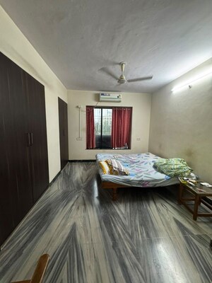 Bedroom in 2 BHK Apartment at Aundh – for Sale