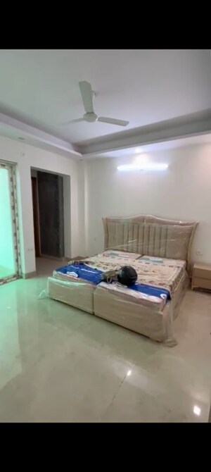 Bedroom in 3 BHK Builder Floor at Green Fields Colony – for Rent