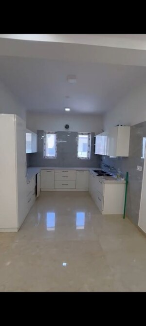 Kitchen in 3 BHK Builder Floor at Green Fields Colony – for Rent