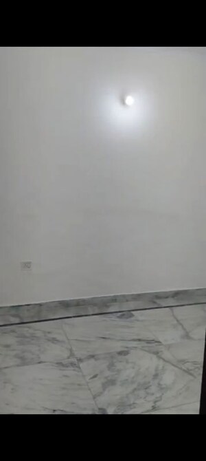 2 BHK Builder Floor For Rent in Green Fields Colony