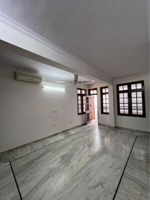 Room in 3.5 BHK Builder Floor at Hrbr Layout – for Sale