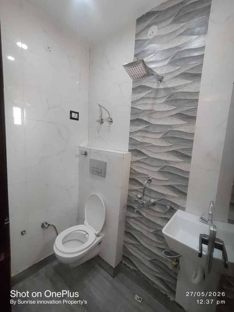 Bathroom, dwarka mor 2 Bedroom 700 Sq.Ft. Builder Floor In Dwarka Mor Delhi 10618680