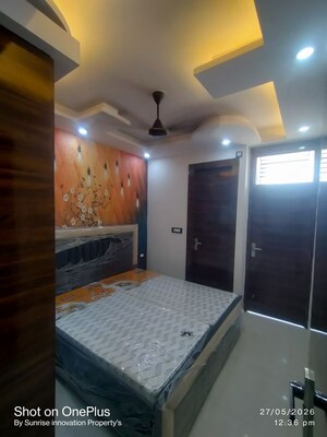 Master Bedroom in 2 BHK Builder Floor at Dwarka Mor – for Rent