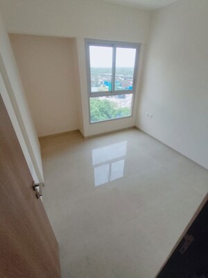 Room in 2 BHK Apartment at Piramal Vaikunth Vijit, Balkum Pada – for Sale