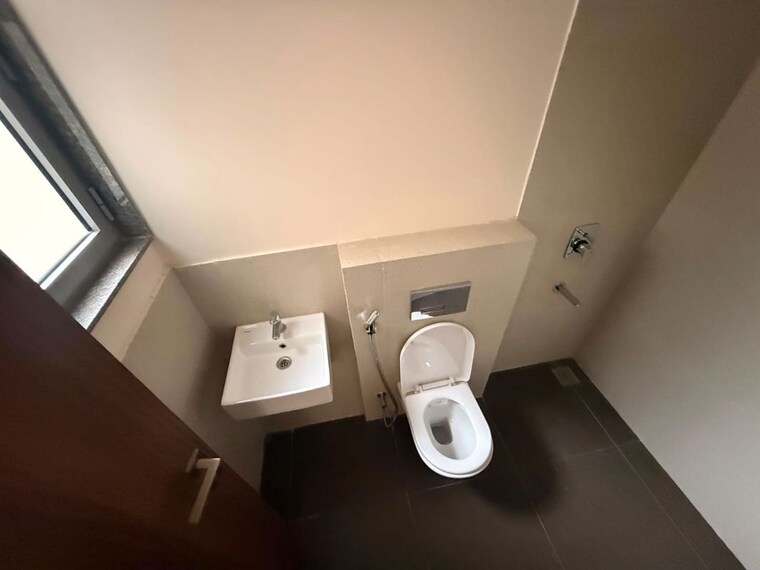 Bathroom, piramal-vaikunth 1.5 Bedroom 450 Sq.Ft. Apartment In Balkum Pada Thane 10618690