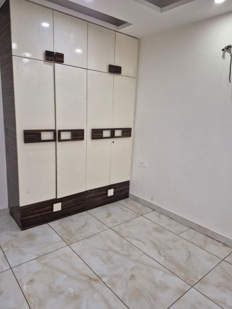 Room, sector 46 3 Bedroom 328 Sq.Yd. Builder Floor In Sector 46 Gurgaon 10618691
