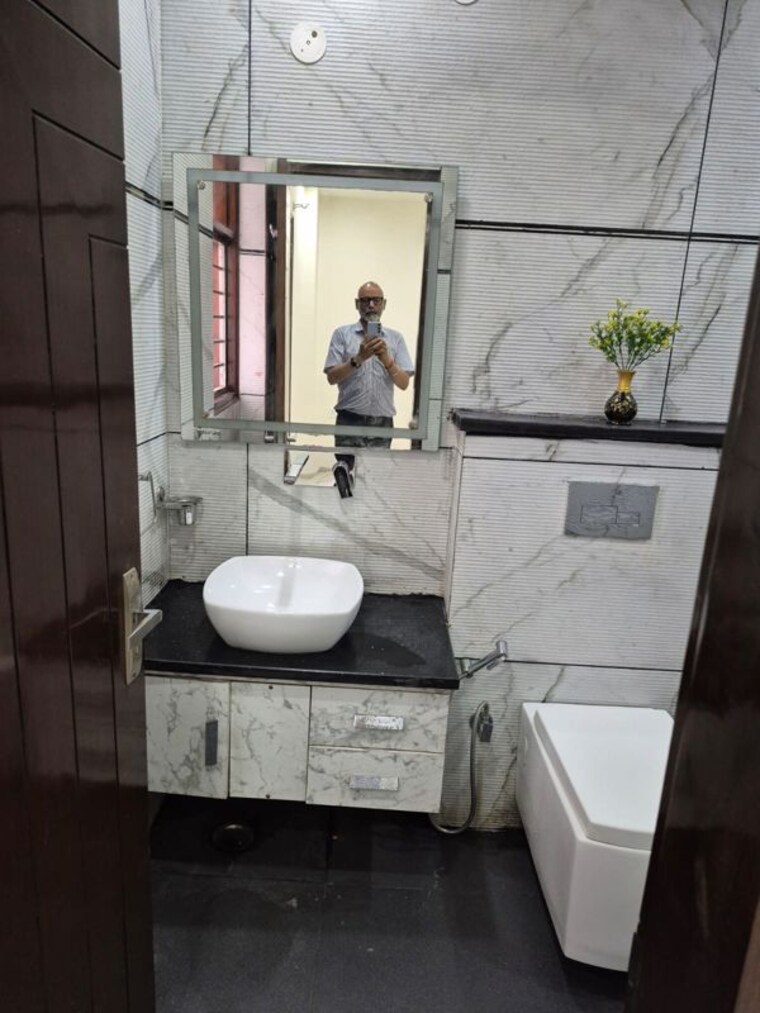 Kitchen, sector 46 3 Bedroom 328 Sq.Yd. Builder Floor In Sector 46 Gurgaon 10618691