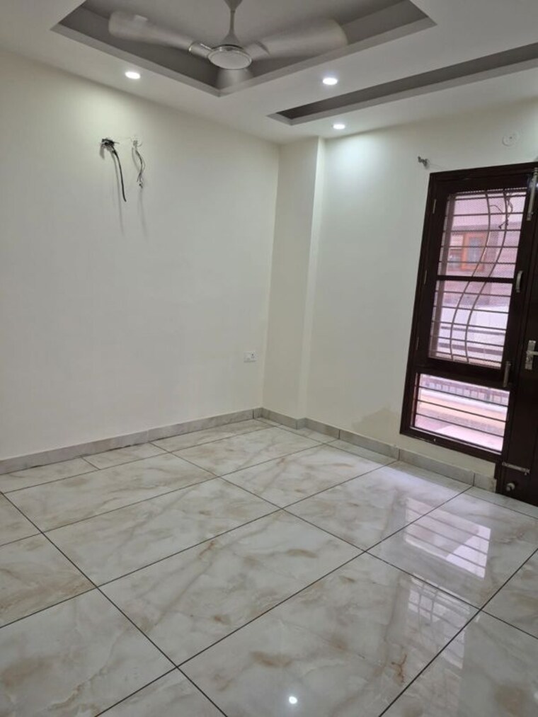 Room, sector 46 3 Bedroom 328 Sq.Yd. Builder Floor In Sector 46 Gurgaon 10618691