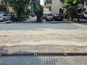 Parking in 3 BHK Builder Floor at Sector 46 – for Rent