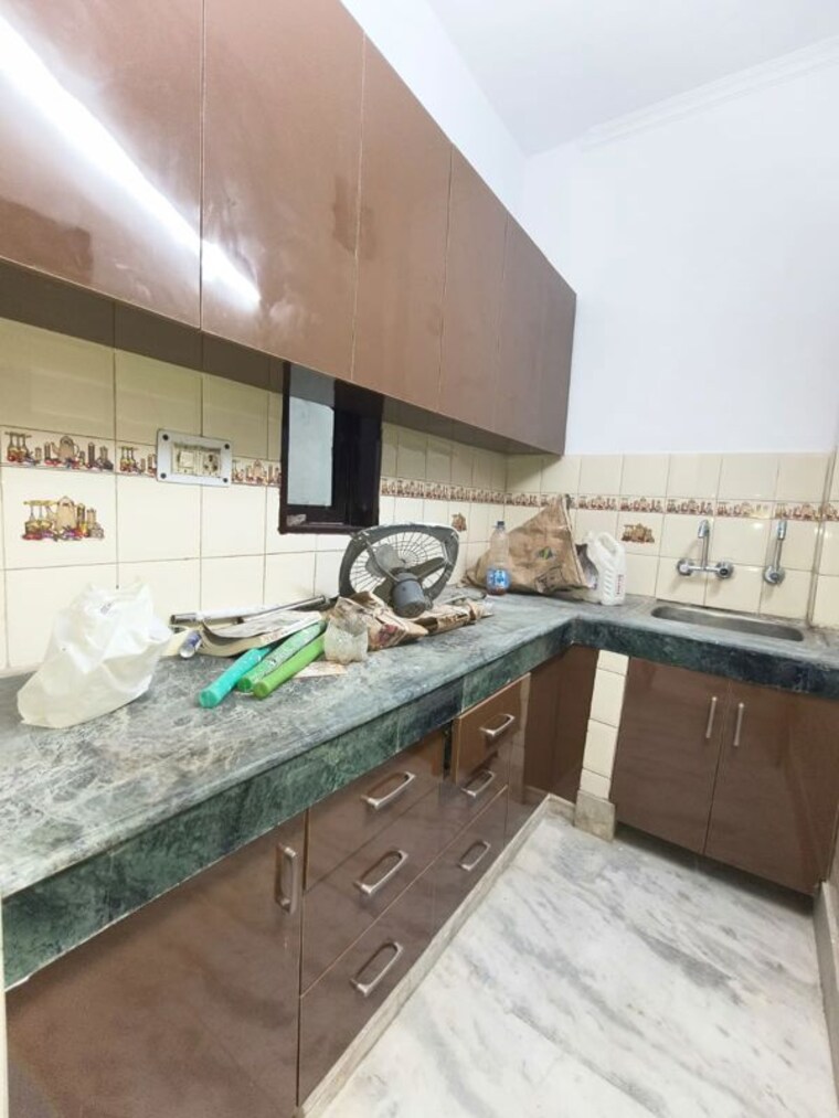 Kitchen, rohini sector 11 Commercial Office Space 48 Sq.Mt. In Rohini Sector 11 Delhi 10618719