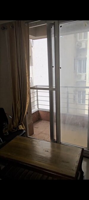  Apartment For Rent in DND The Destination, Tilak Nagar