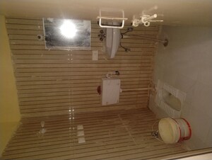 Bathroom in 2.5 BHK Apartment at Sector 4 – for Rent