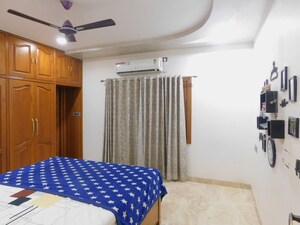 Bedroom in 3 BHK Builder Floor at DLR Enclave, Sainikpuri – for Sale