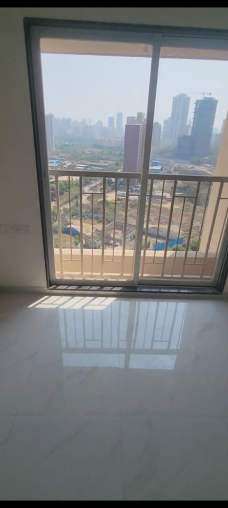 Balcony, metropolis-bayside 1 Bedroom 360 Sq.Ft. Apartment In Kasarvadavali Thane 10618733