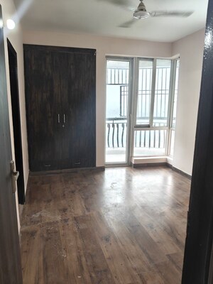 Room in 2 BHK Apartment at Sikka Karmic Greens, Sector 78 – for Rent