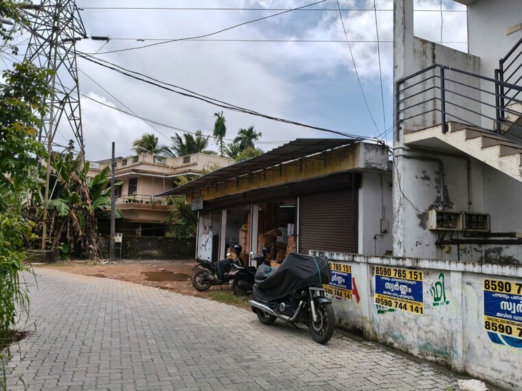 Exterior View, vyttila Commercial Warehouse 2000 Sq.Ft. In Vyttila Kochi 10618771