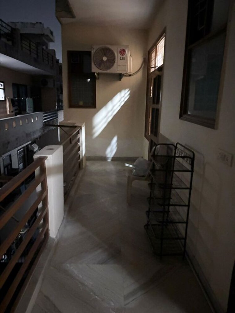 undefined, sector 45 3 Bedroom 240 Sq.Yd. Builder Floor In Sector 45 Gurgaon 10618800