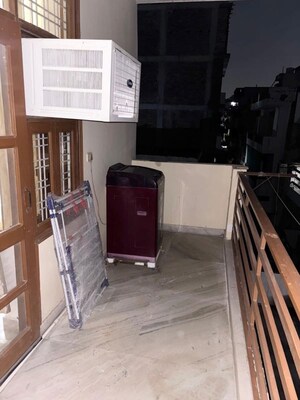 Kitchen in 3 BHK Builder Floor at Sector 45 – for Rent