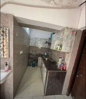 Kitchen in 1 BHK Builder Floor at Sector 41 – for Rent