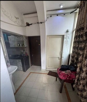 Bathroom in 1 BHK Builder Floor at Sector 41 – for Rent