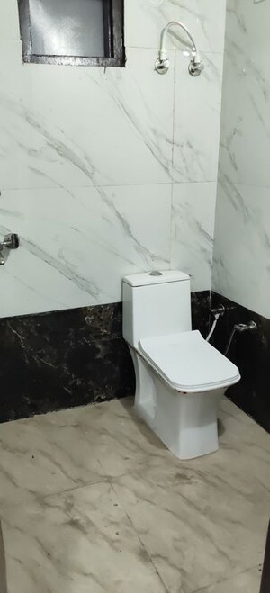 Washroom in 1 BHK Builder Floor at MSP Arihant Apartments, Sector 73 – for Rent