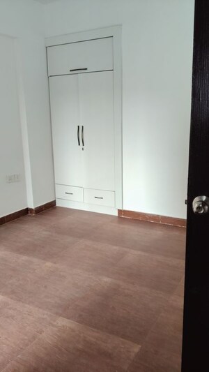 Room in 2 BHK Apartment at Aditya World City Residences, Shahpur Bamheta – for Sale