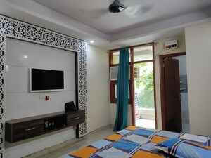 Bedroom in 1 BHK Builder Floor at Ansal Sushant Lok I, Sector 43 – for Rent