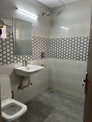 Bathroom in 4 BHK Builder Floor at Sector 17 Dwarka – for Rent