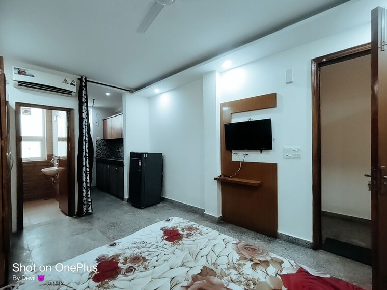 Bedroom, sushant lok i 1 RK 400 Sq.Ft. Builder Floor In Sushant Lok I Gurgaon 10618892