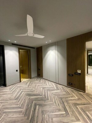 Bedroom in 3 BHK Builder Floor at Sector 46 – for Rent