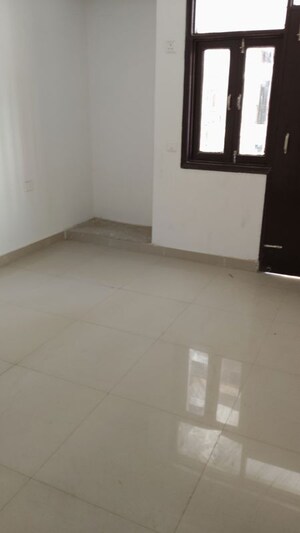Room in 2 BHK Apartment at Wave Dream Homes, Wave City – for Sale