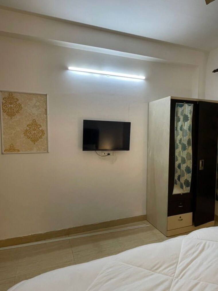Room, sector 46 3.5 Bedroom 1850 Sq.Ft. Builder Floor In Sector 46 Gurgaon 10618917