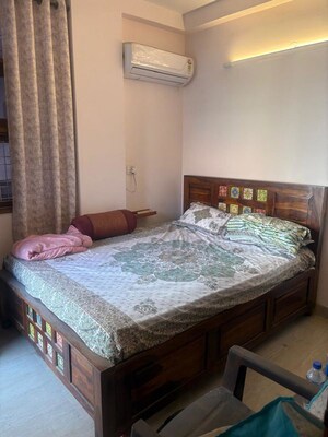 Bedroom in 1 BHK Builder Floor at Mahavir Enclave 1 – for Sale