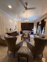 4 BHK + Prayer Room,Servant Room 2000 Sq.Ft. Builder Floor in Sector 46