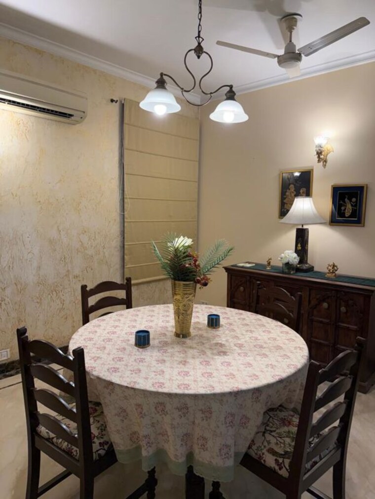 Team Area, sector 46 4 Bedroom 2000 Sq.Ft. Builder Floor In Sector 46 Gurgaon 10618938