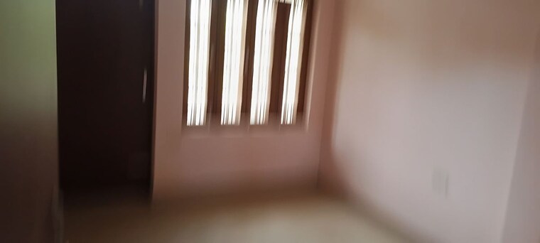 undefined, haibat mau mawaiya Commercial Showroom 7000 Sq.Ft. In Haibat Mau Mawaiya Lucknow 10618941