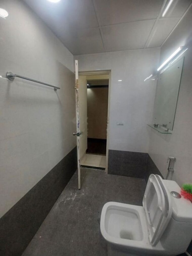 Bathroom, lgcl-beautiful-world 4 Bedroom 2200 Sq.Ft. Apartment In Hennur Bangalore 10618953