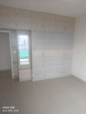 Room in 2 BHK Apartment at Ireo The Grand Arch, Sector 58 – for Rent
