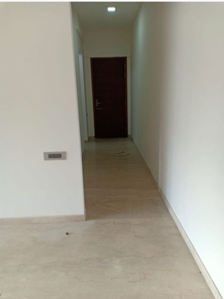 Hall, je-and-vee-om-trimurti 1 Bedroom 400 Sq.Ft. Apartment In Malad East Mumbai 10618963