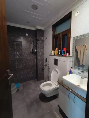 Team Area in 3 BHK Builder Floor at Sector 46 – for Rent