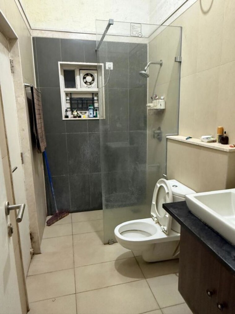 Bathroom, prestige-augusta-golf-village 3 Bedroom 2400 Sq.Ft. Villa In Kothanur Bangalore 10618957