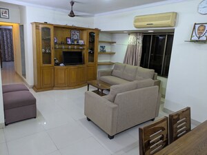 3 BHK Apartment For Rent in Grace Classic, Khar West