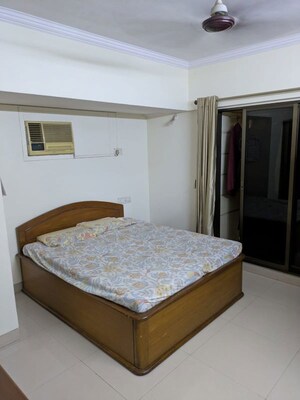 Bedroom in 3 BHK Apartment at Grace Classic, Khar West – for Rent